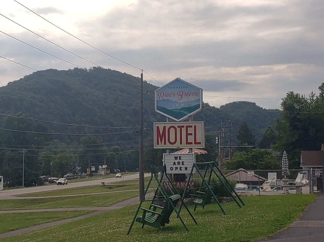 Townsend River Breeze Inn主图