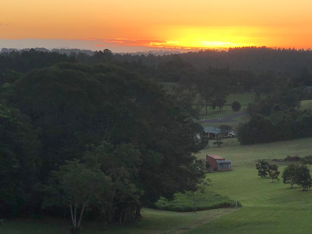 Tinaroo Sunset Retreat主图