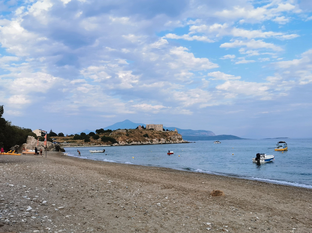 Pythagoreio Beach景点图片