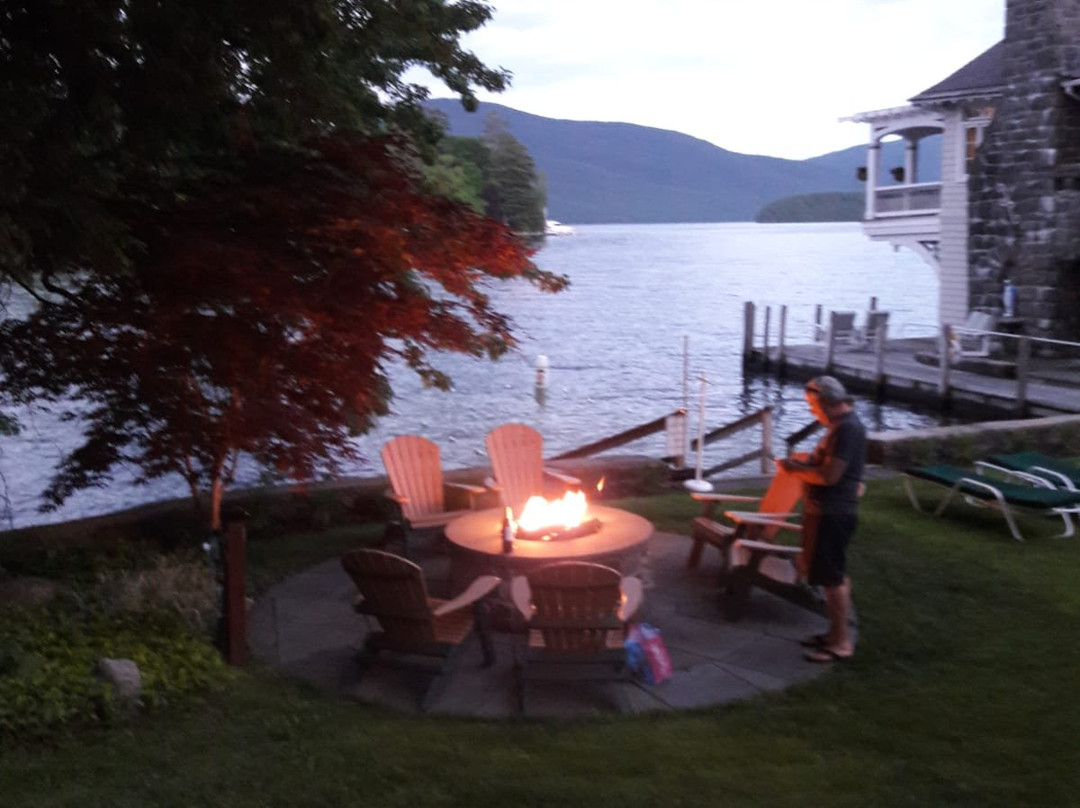 Boathouse Waterfront Lodging主图