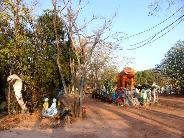 Wat Pa Lak Roi-呵叻必去景点