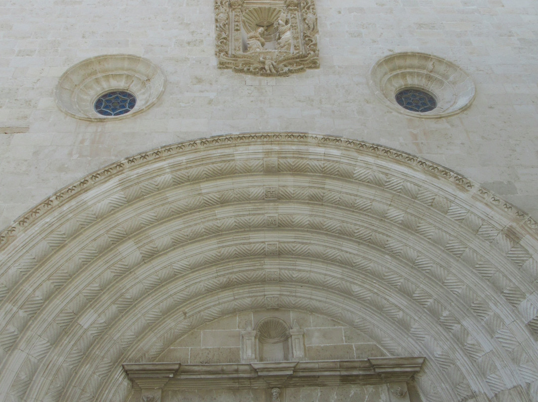 Esglesia de Sant Francesc d'Assis Mao-Mahon必去景点