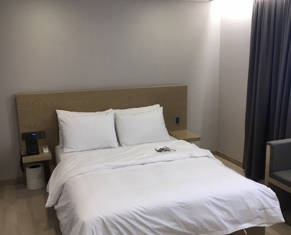 Centro Tourist Hotel主图