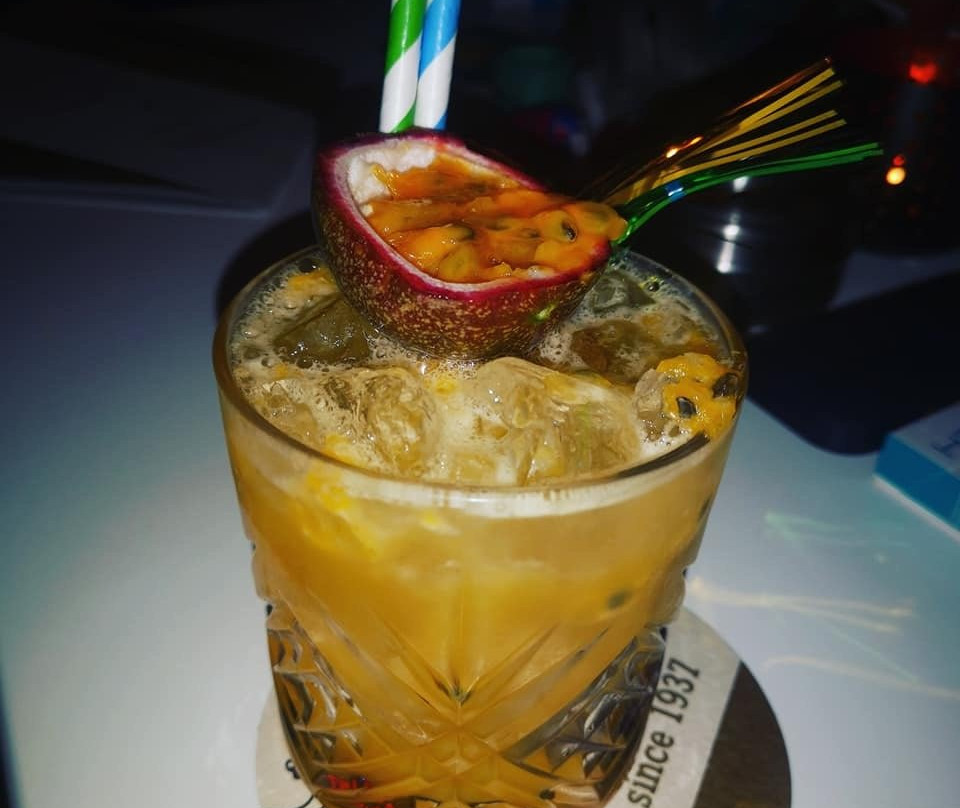 Piale Hybrid Cafe Bar