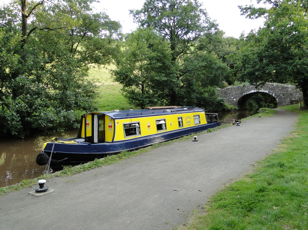 Road House Narrowboats景点图片