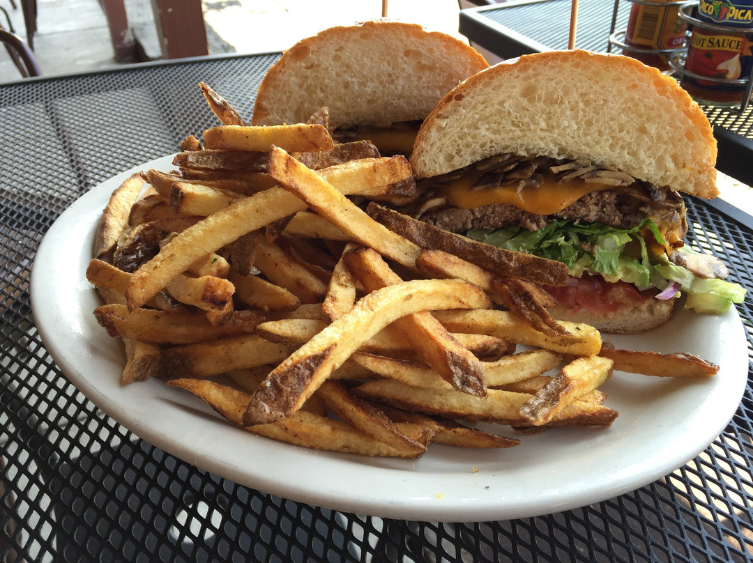 Chilcoot餐馆和美食-The Fork and Horn