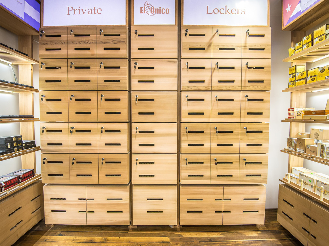 El Unico Cigar Lounge景点图片