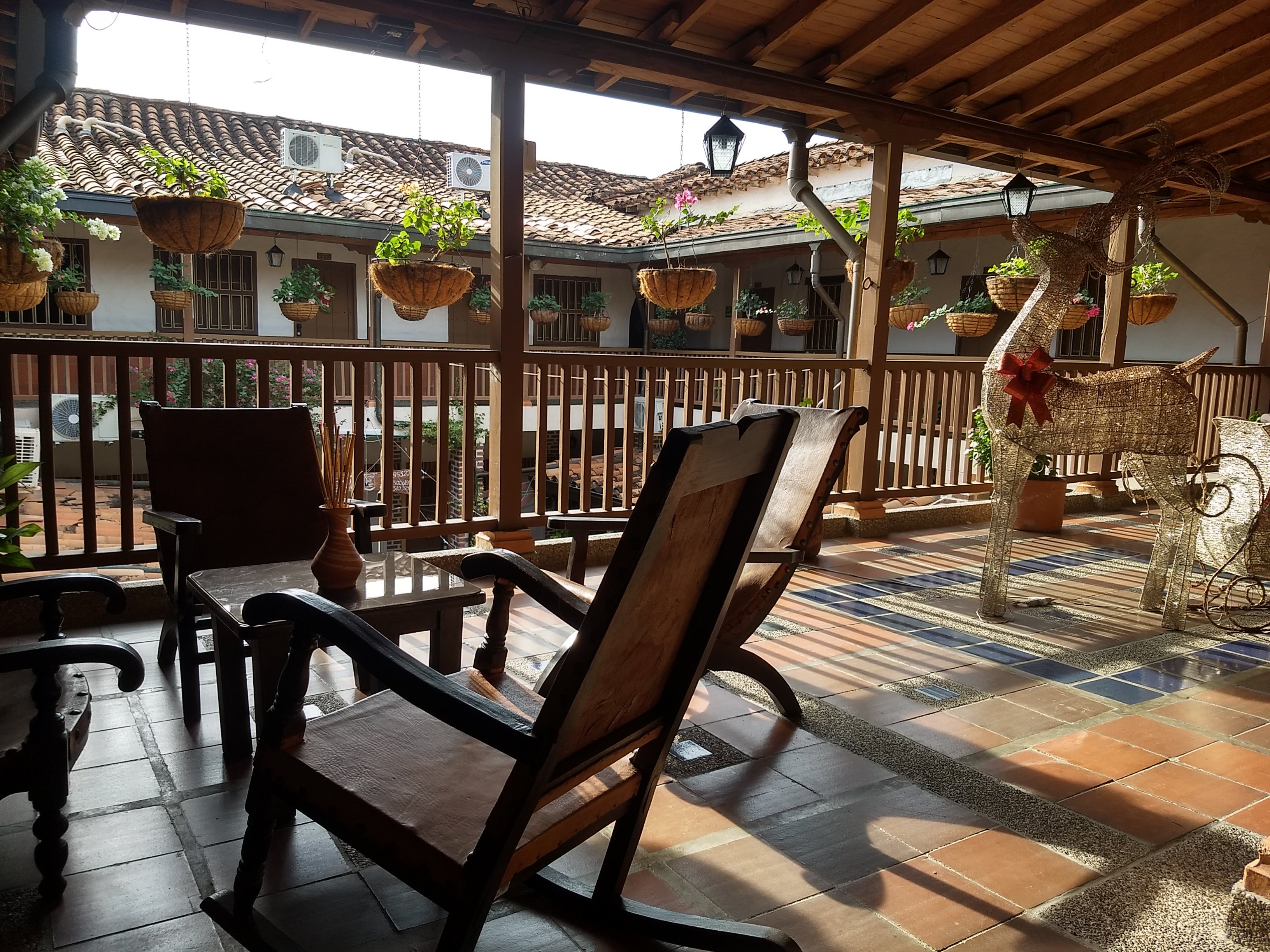 Hotel Caseron Plaza-餐饮