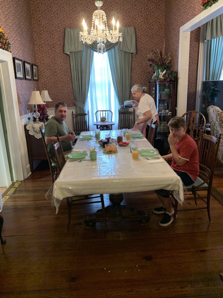 Claudette's Country Kitchen and Inn-餐饮