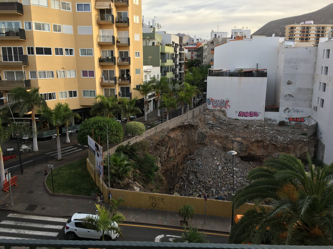 LABRANDA Reveron Plaza主图