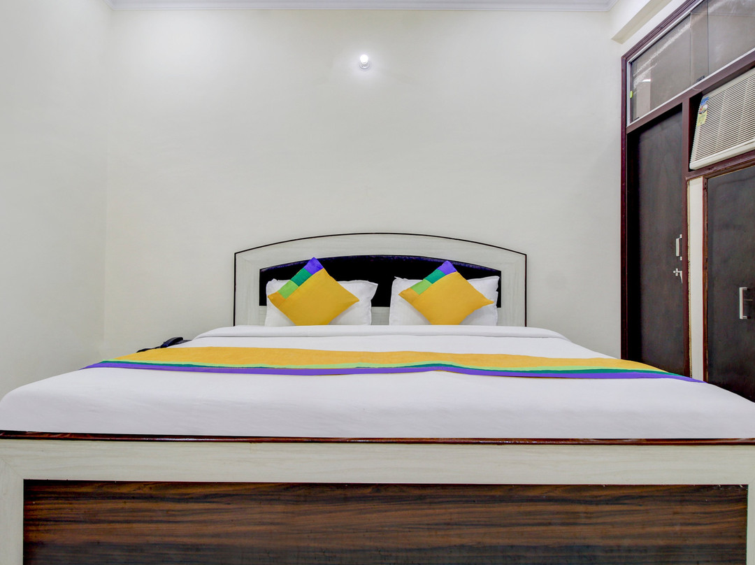 Treebo Trip Divine City主图