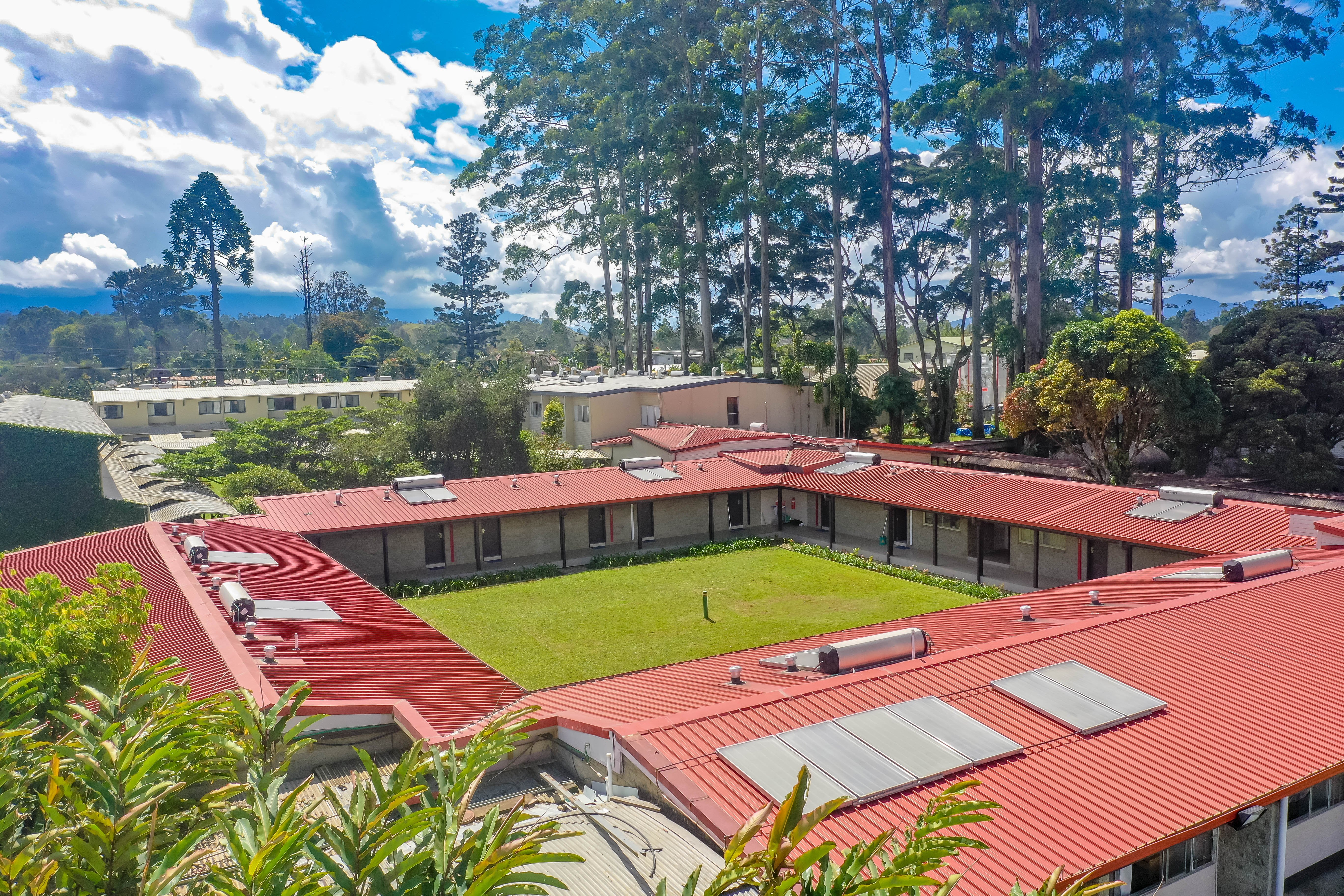 Highlander Hotel & Apartments-浴室