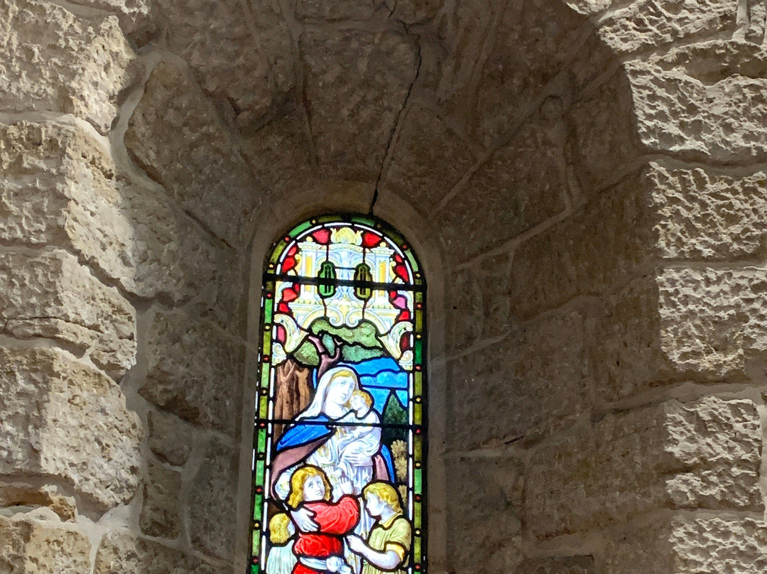 Holy Trinity Church-克尼斯纳必去景点