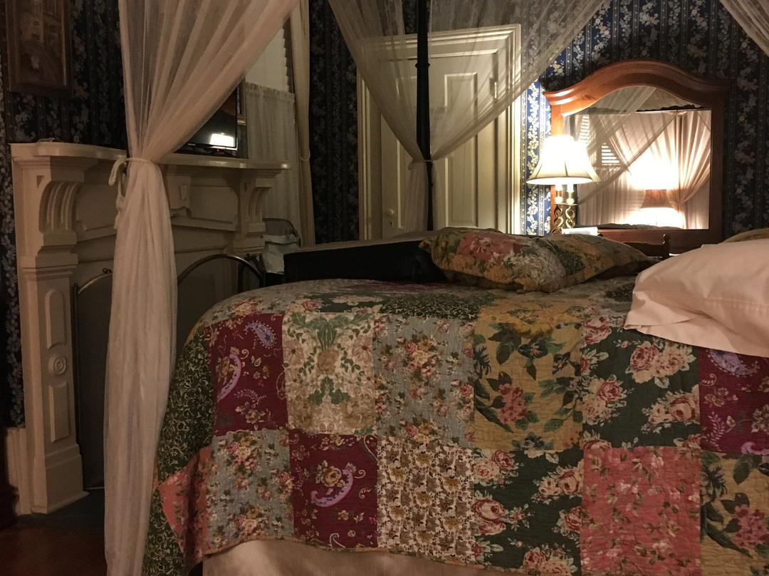 Roussell's Garden Bed & Breakfast主图