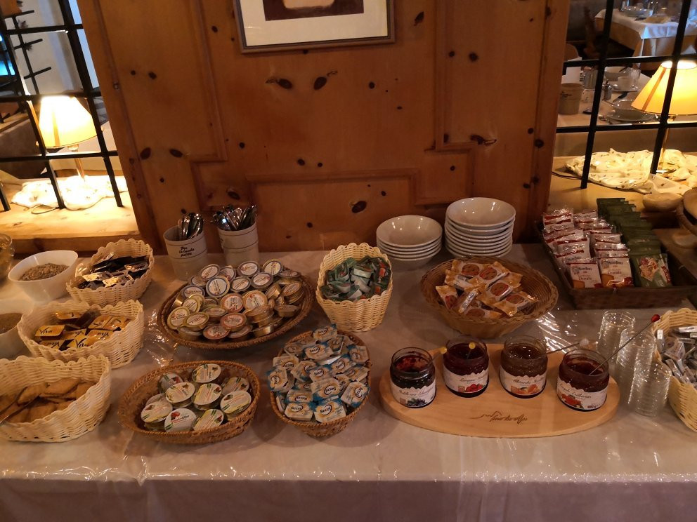 雷斯科奈罗夫酒店主图