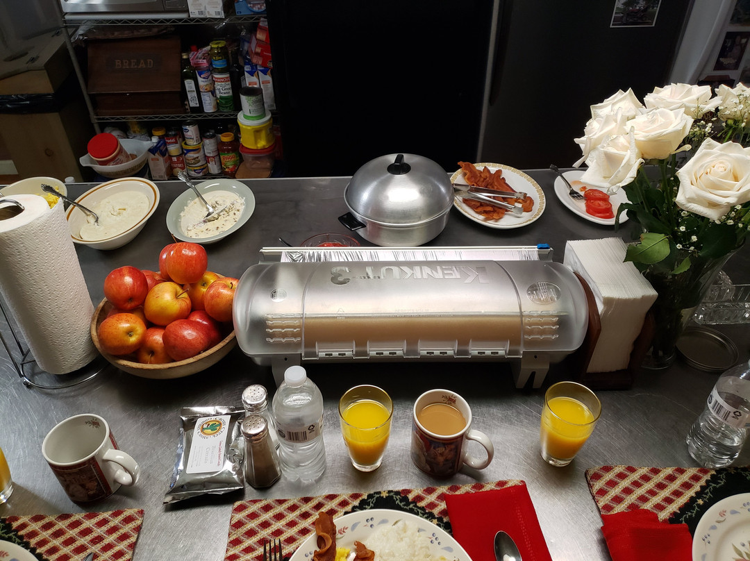 Breezy Oaks Farm House Bed & Breakfast主图