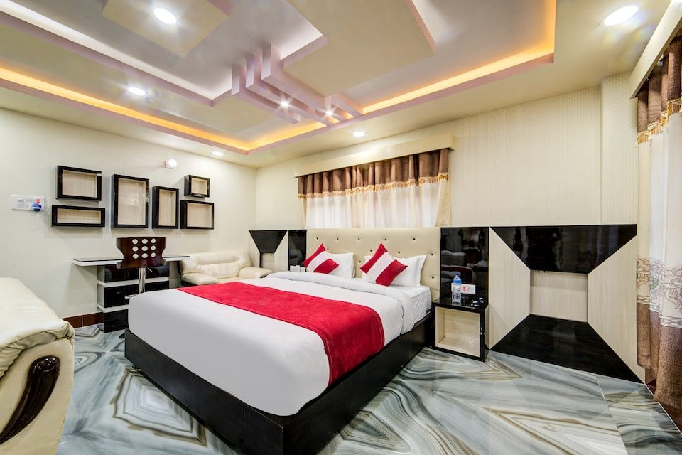 OYO 475 Hotel Eastern Palace Pvt Ltd主图