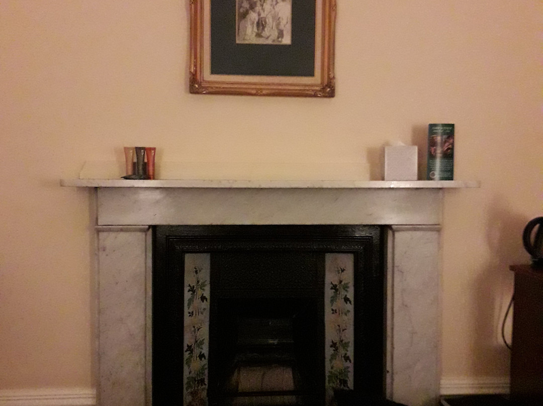 卡林顿酒店主图