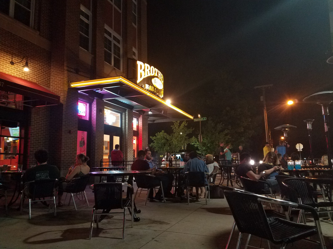 Brothers Bar & Grill South Bend-南本德必去景点