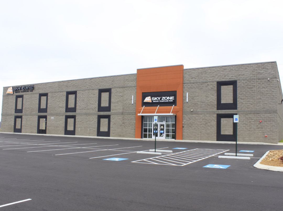 Milan旅游景点-Sky Zone Trampoline Park