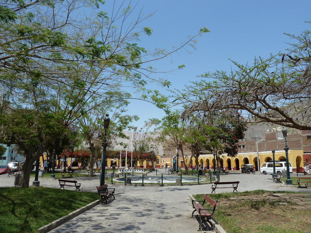 Plaza de Armas de Lunahuana景点图片