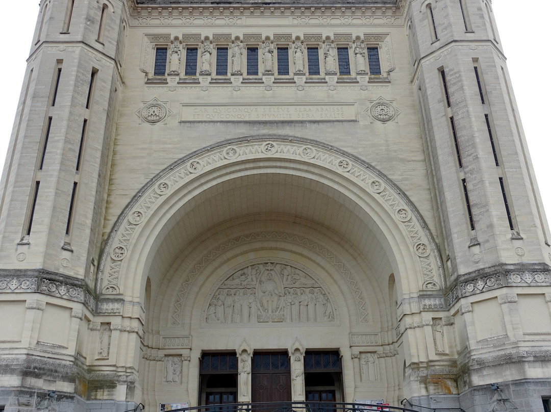 Sanctuaire Sainte Thérèse景点图片