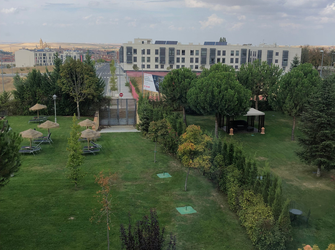 坎迪多酒店主图