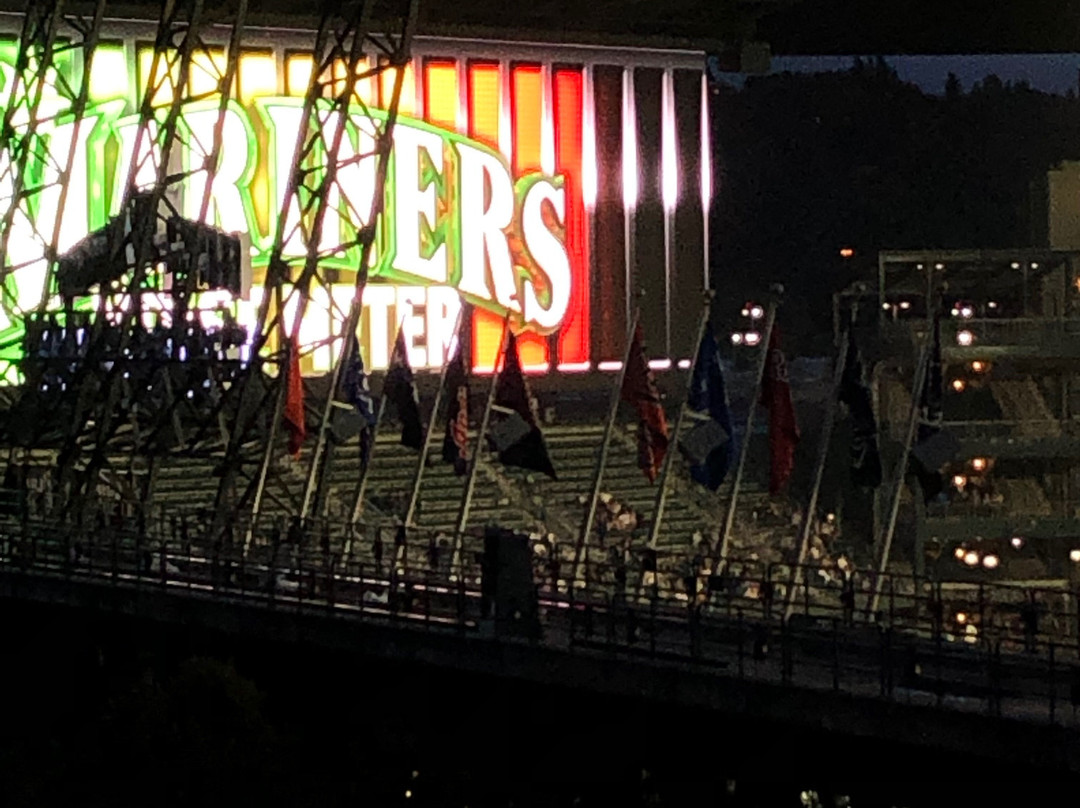 体育馆银云客栈酒店主图