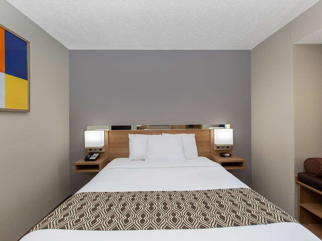 Microtel Inn & Suites by Wyndham Augusta Riverwatch主图