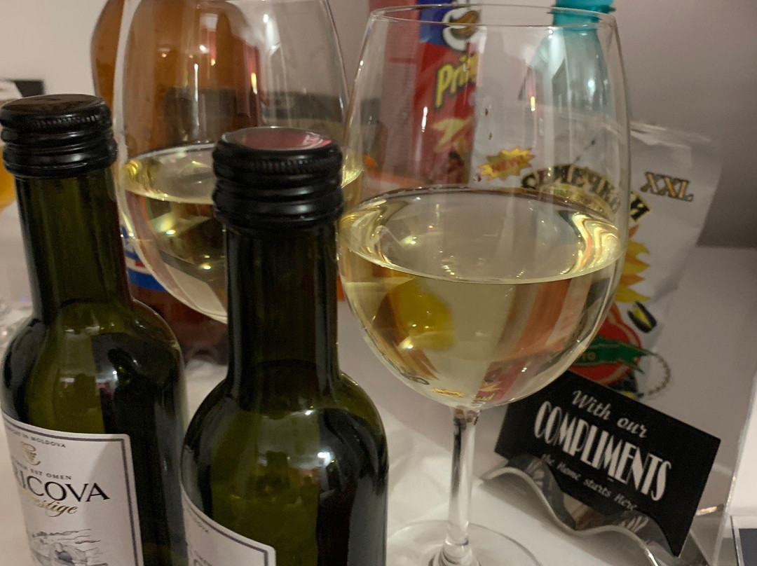 Thomas Albert Hotel主图