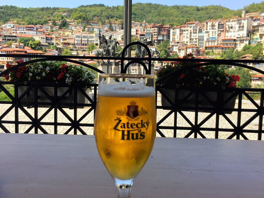 The Gallery-大特尔诺沃必去景点