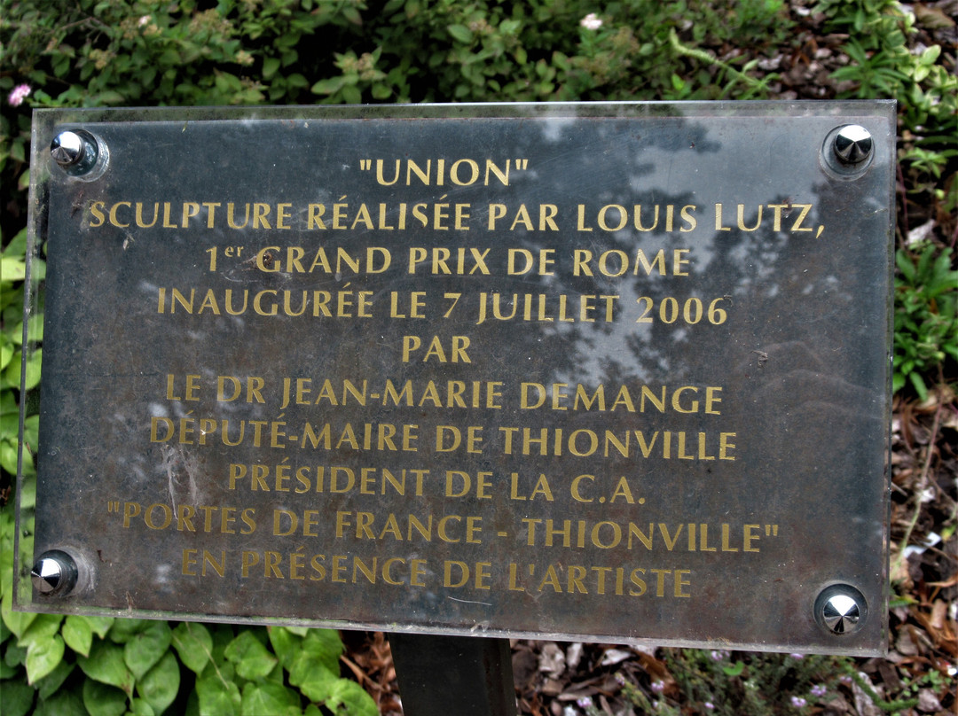 Sculpture L'union-蒂永维尔必去景点