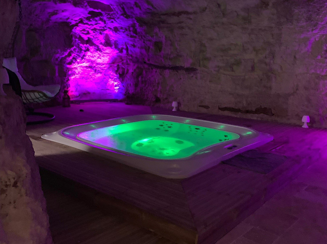 Le Chateau de la Barre主图