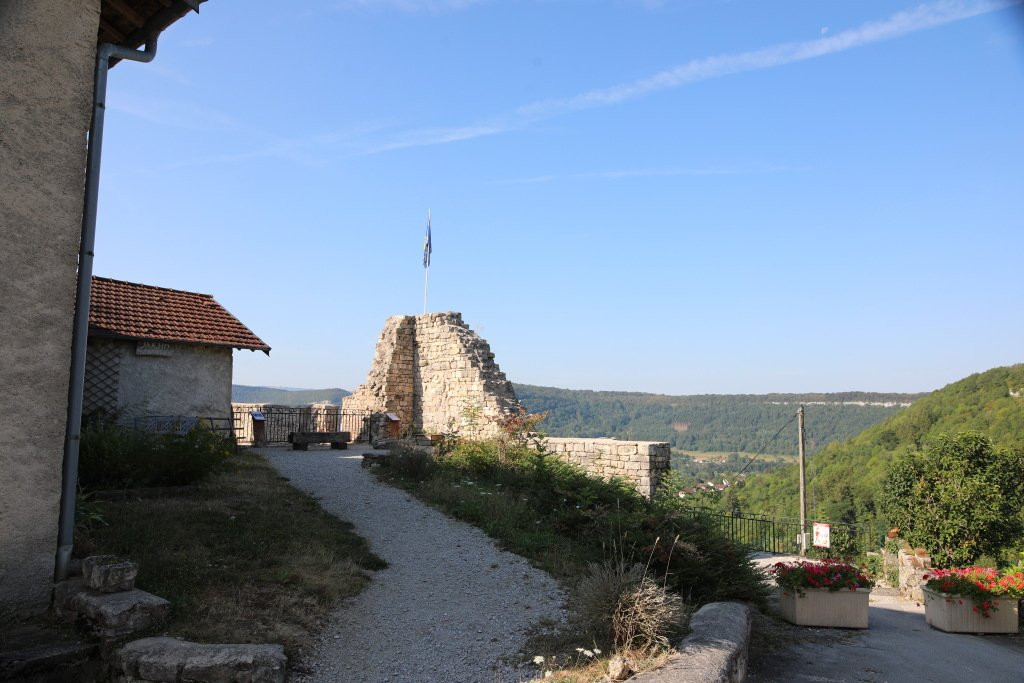Belvédère Du Château d’Ornans景点图片