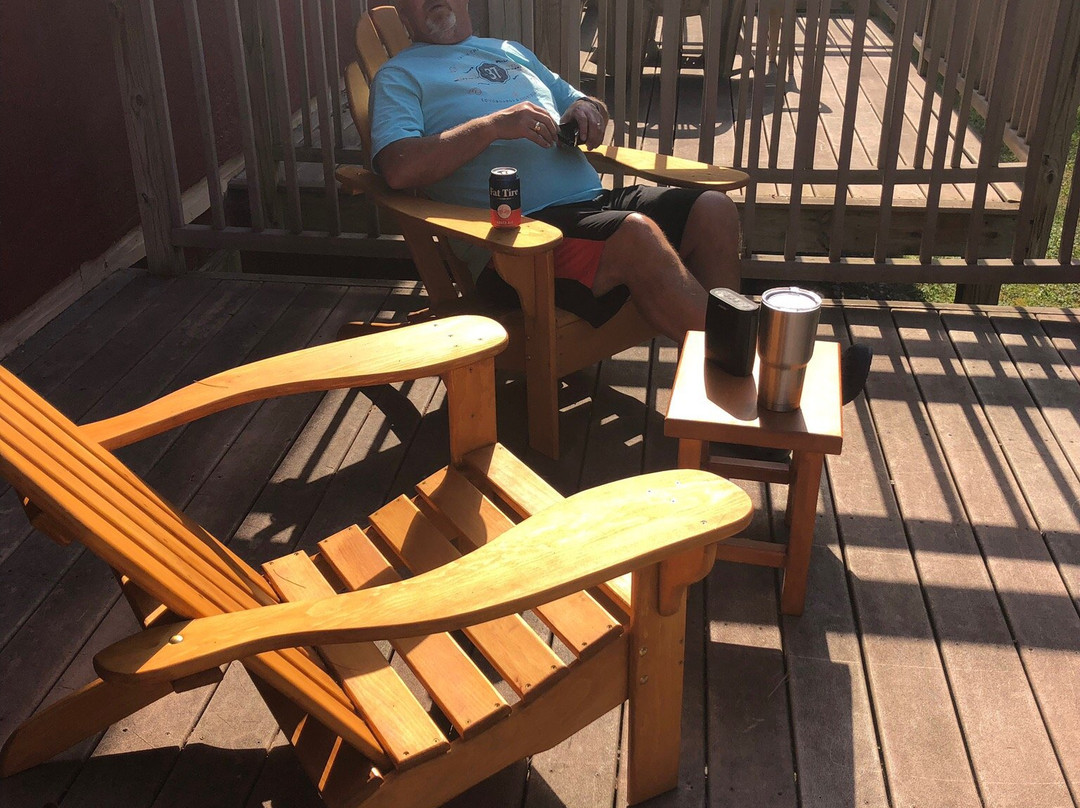 The Upper Pass Lodge主图