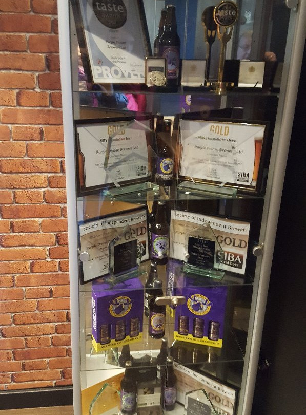 Purple Moose Brewery景点图片
