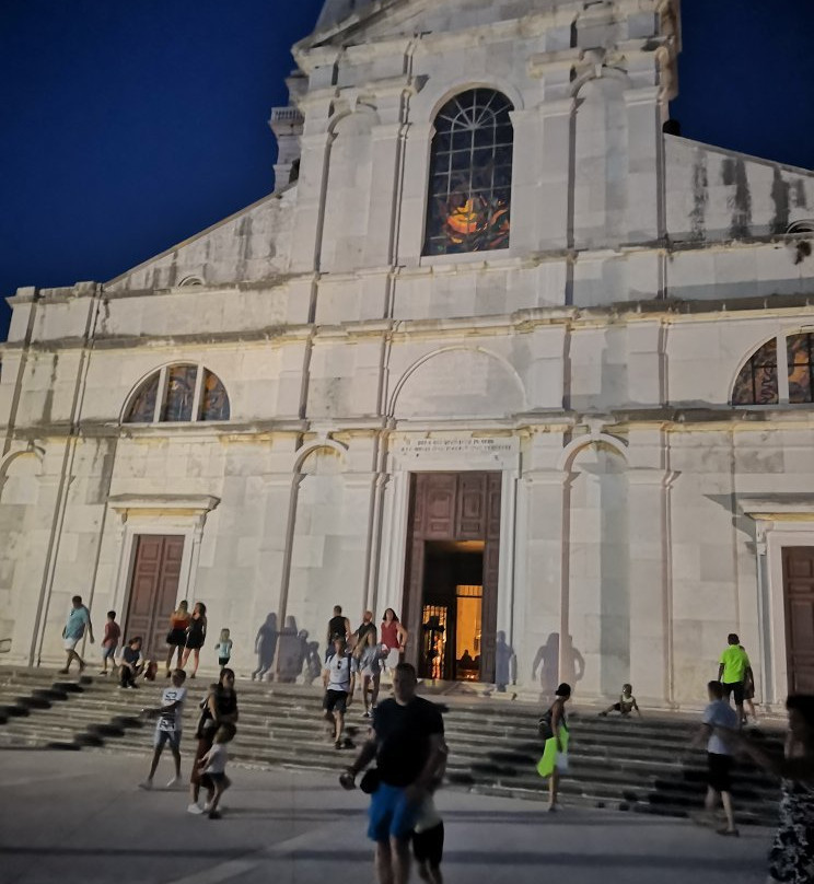 Church of the Holy Trinity (Crkva Svetog Trojstva)-罗维尼必去景点