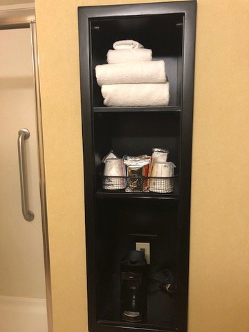 希尔顿欢朋套房酒店-千橡主图