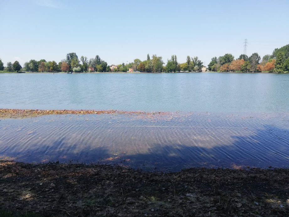 Laghi Curiel景点图片