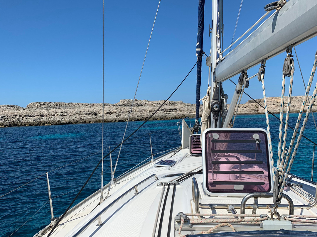 RaintownSailing-Mahon必去景点