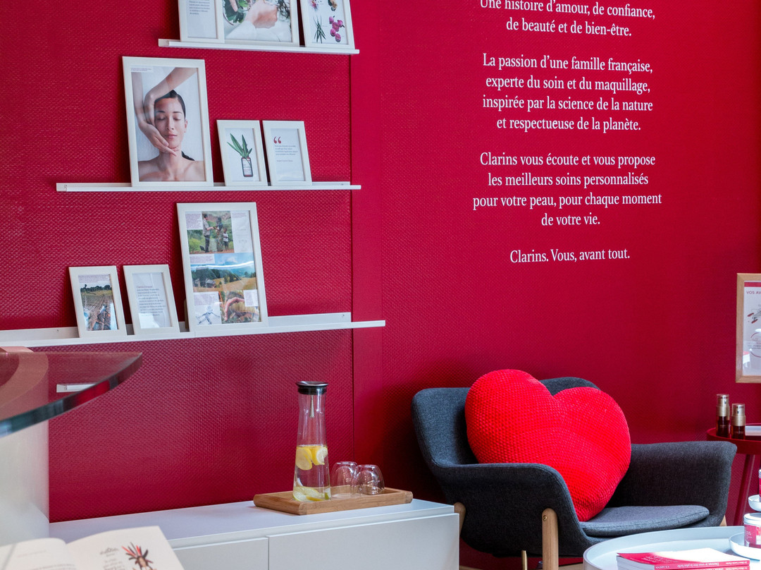 Clarins Boutique & Spa Chavannes-Chavannes-de-Bogis必去景点