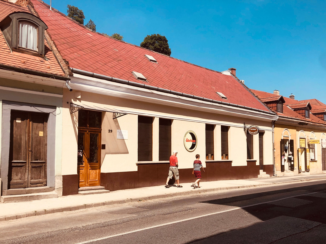 Chlaba酒店住宿-Atrium House Bed and Breakfast