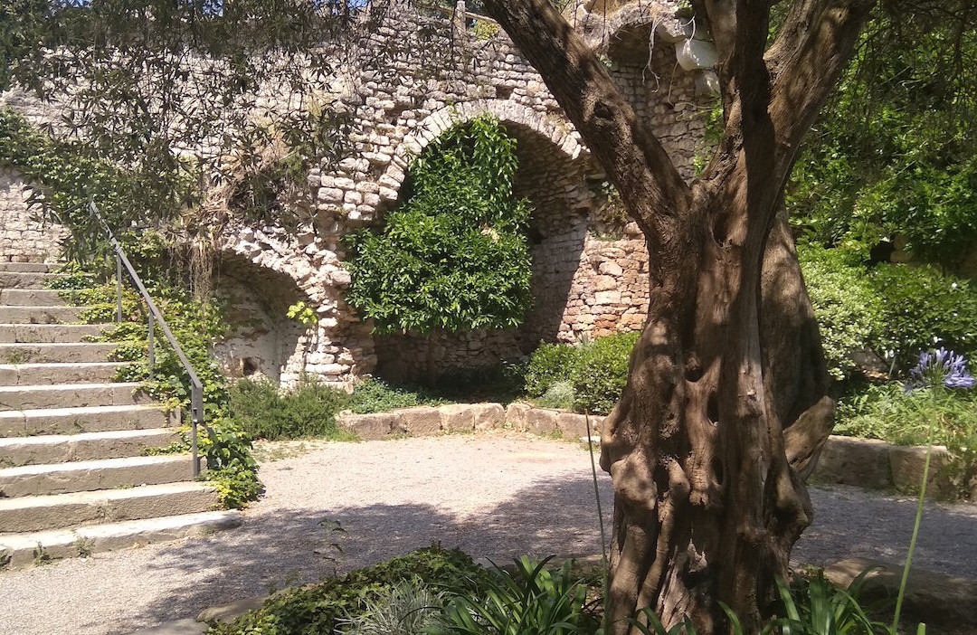 Torre Gironella-赫罗那必去景点