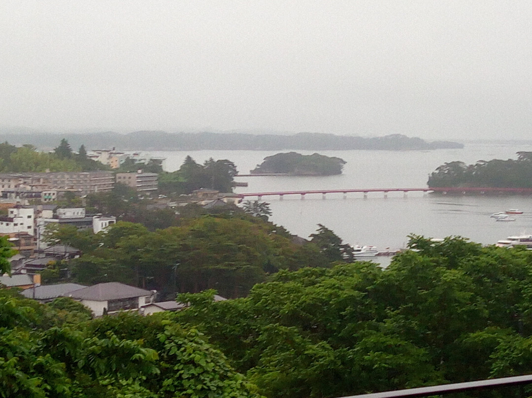 松岛布里斯港海滨旅游度假酒店主图