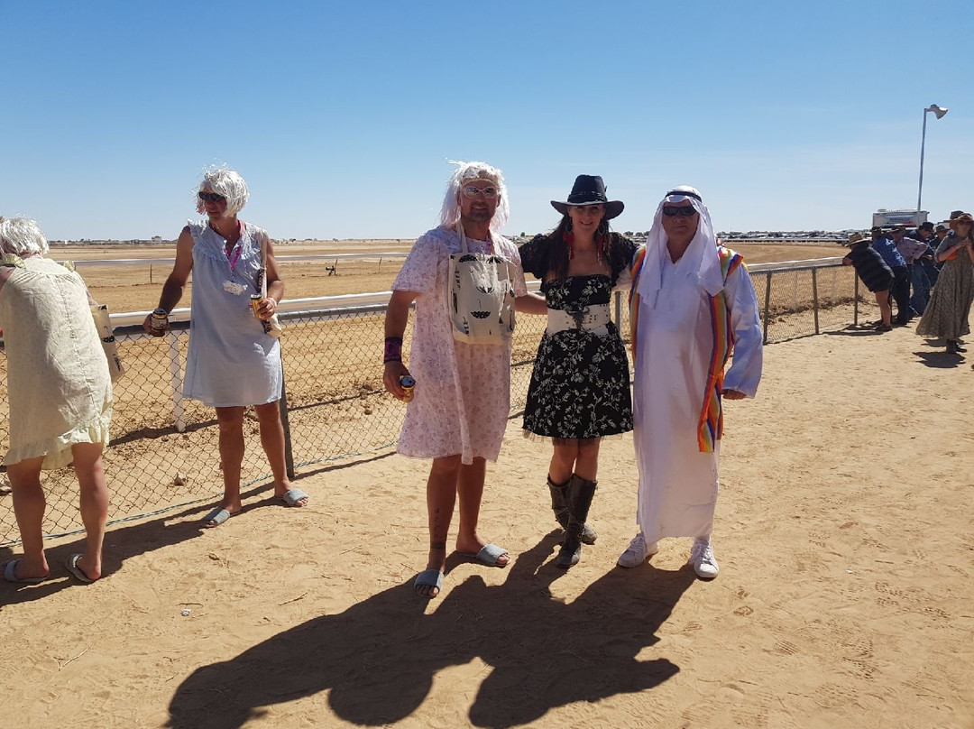 Birdsville Races-Birdsville必去景点