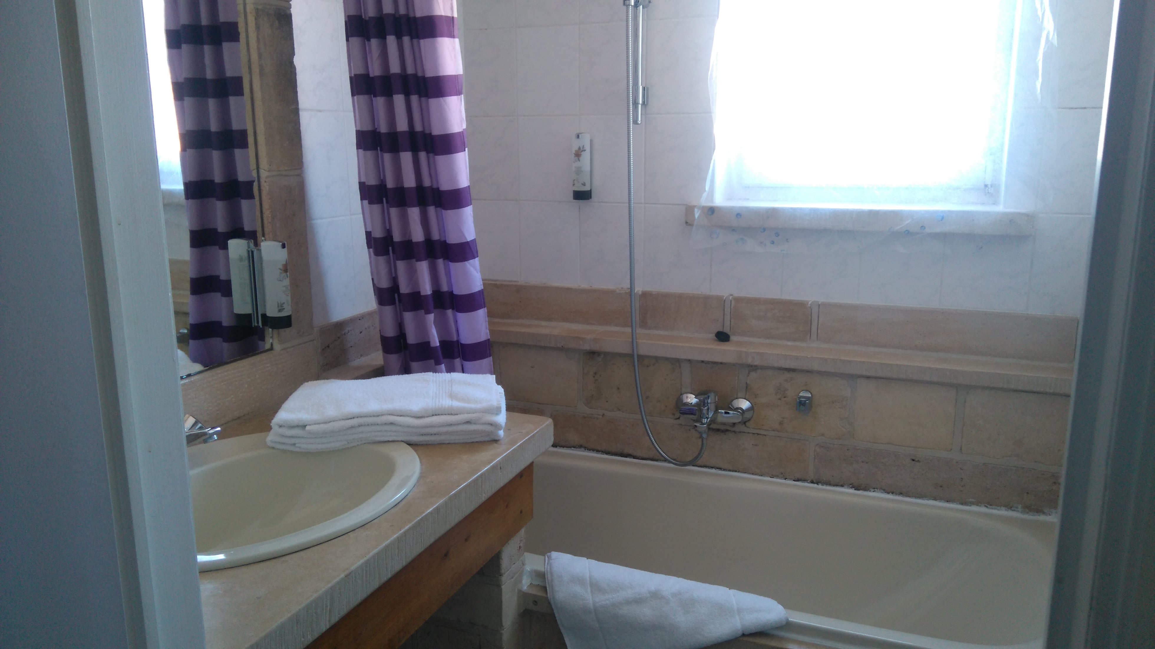 Hostellerie 't Fornuis-官方