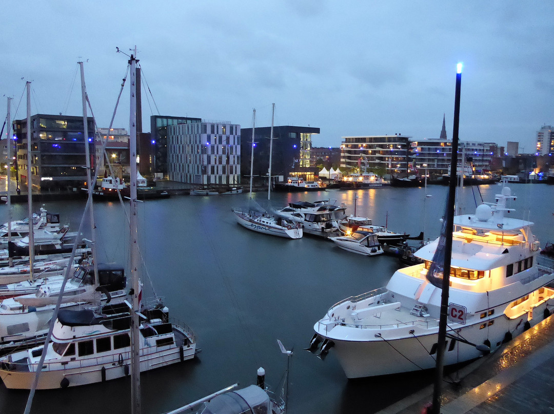 Im-Jaich Boardinghouse & Lloyd Marina主图