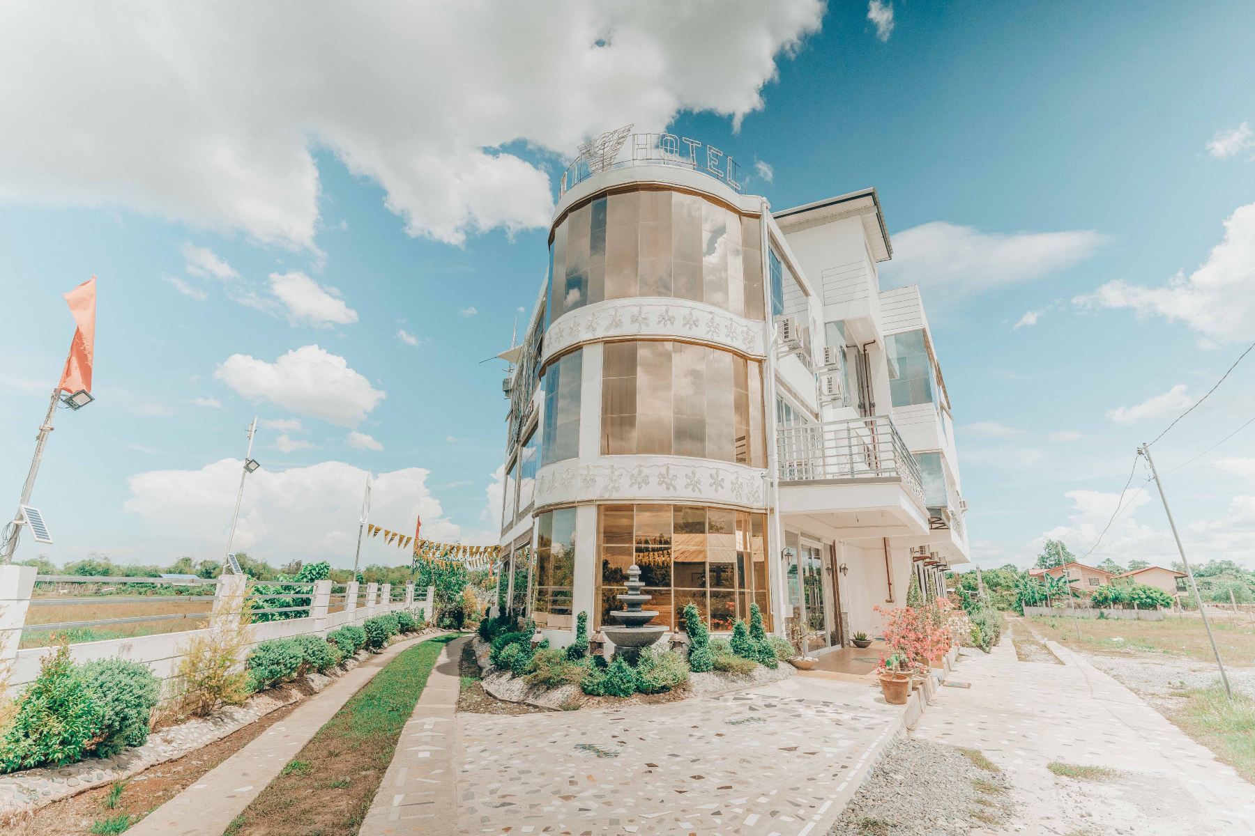 Pilot Hotel And Garden Resort-官方
