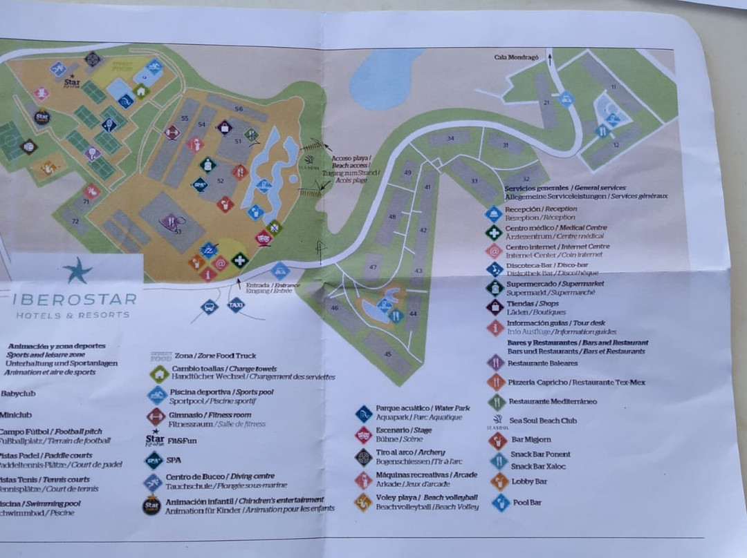 伊波罗之星卡拉巴尔卡俱乐部酒店主图