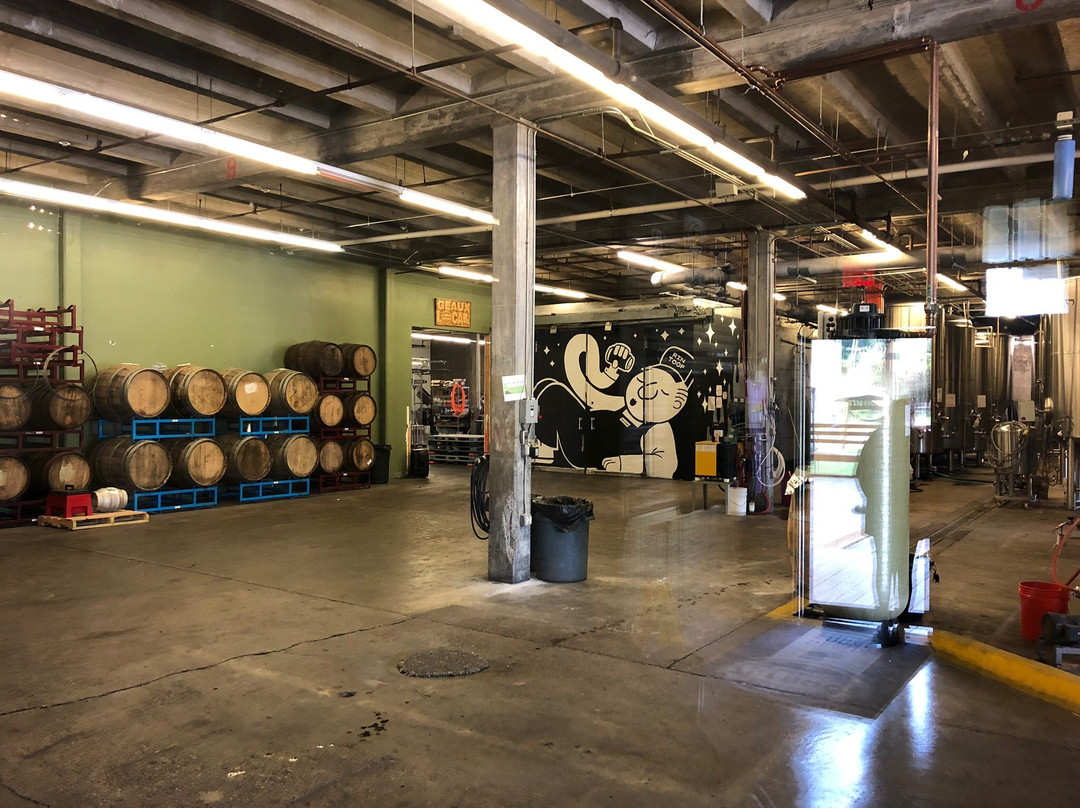 Tin Roof Brewery-巴吞鲁日必去景点